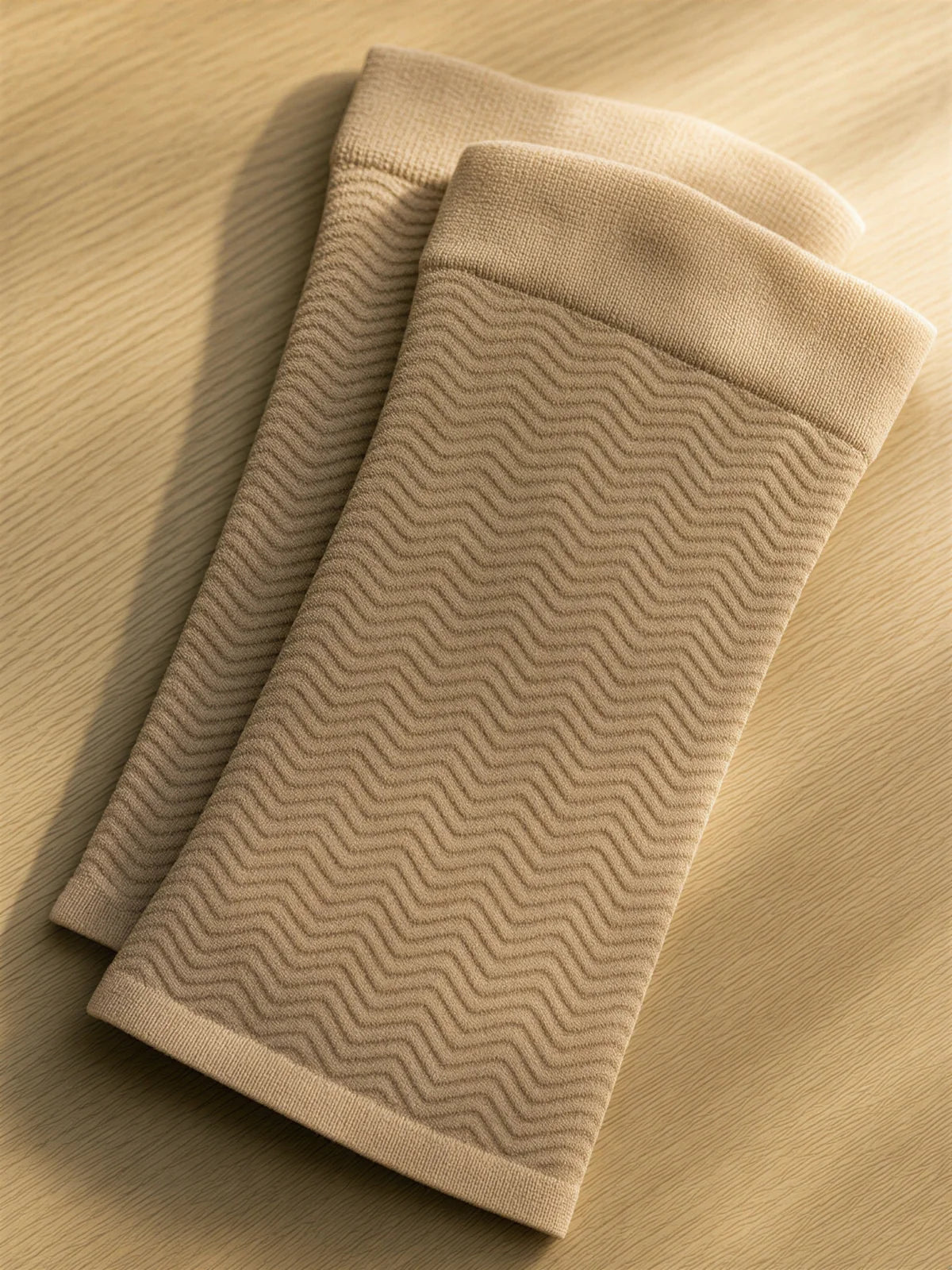 Close-up of the zigzag knit